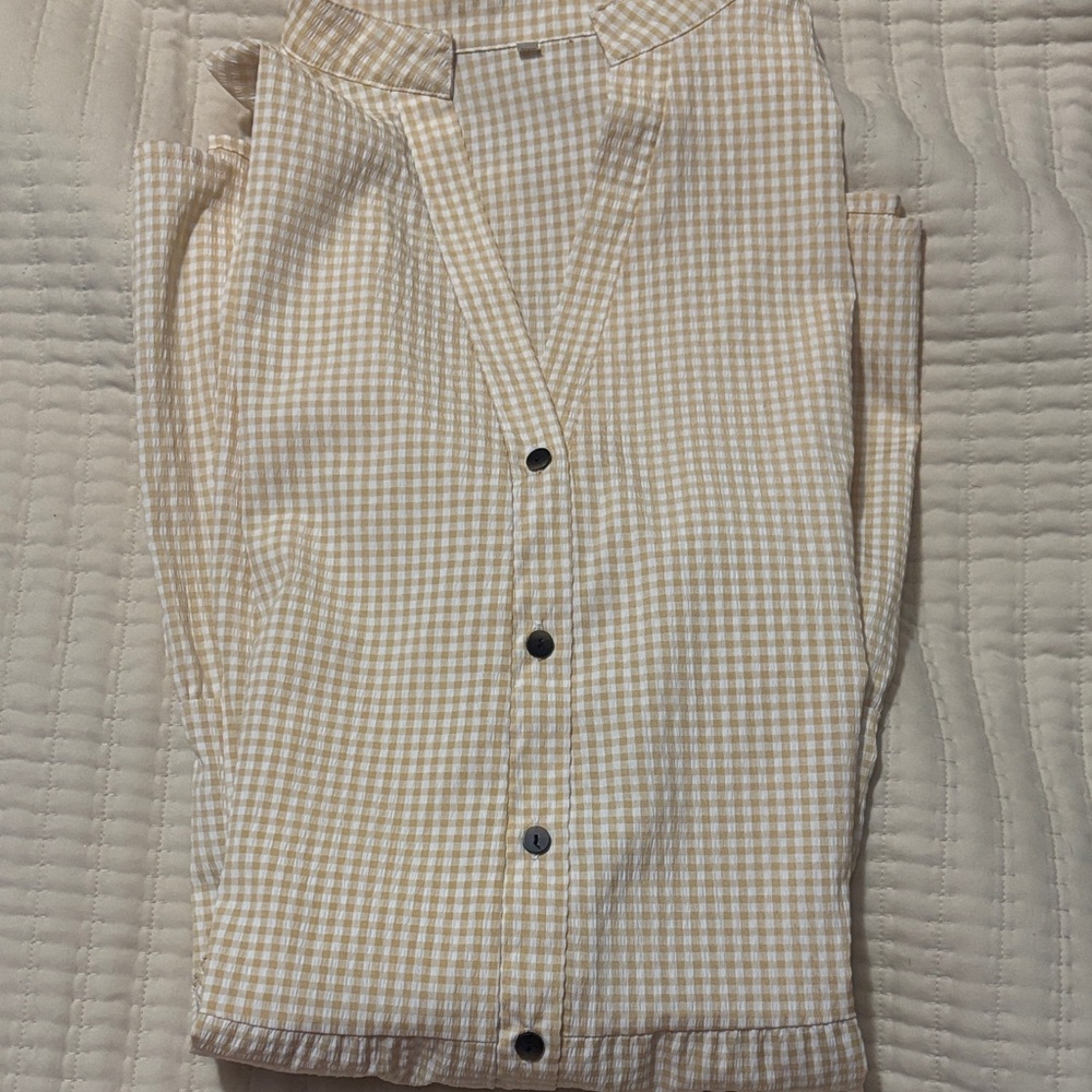 Amazon Women’s Long Sleeve Gingham Button-Up Dress Shirt in Beige and White